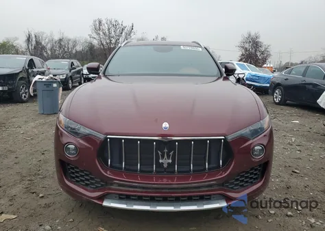 2017 Maserati Levante Luxury z USA, uszkodzony, nr VIN ZN661XUL8HX250589